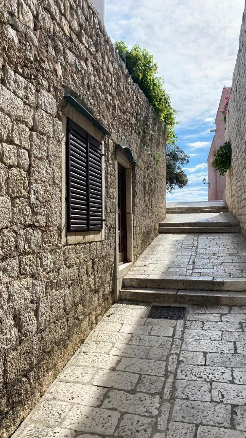 Ferienwohnung Arbe Downtown Rab Town Exterior foto